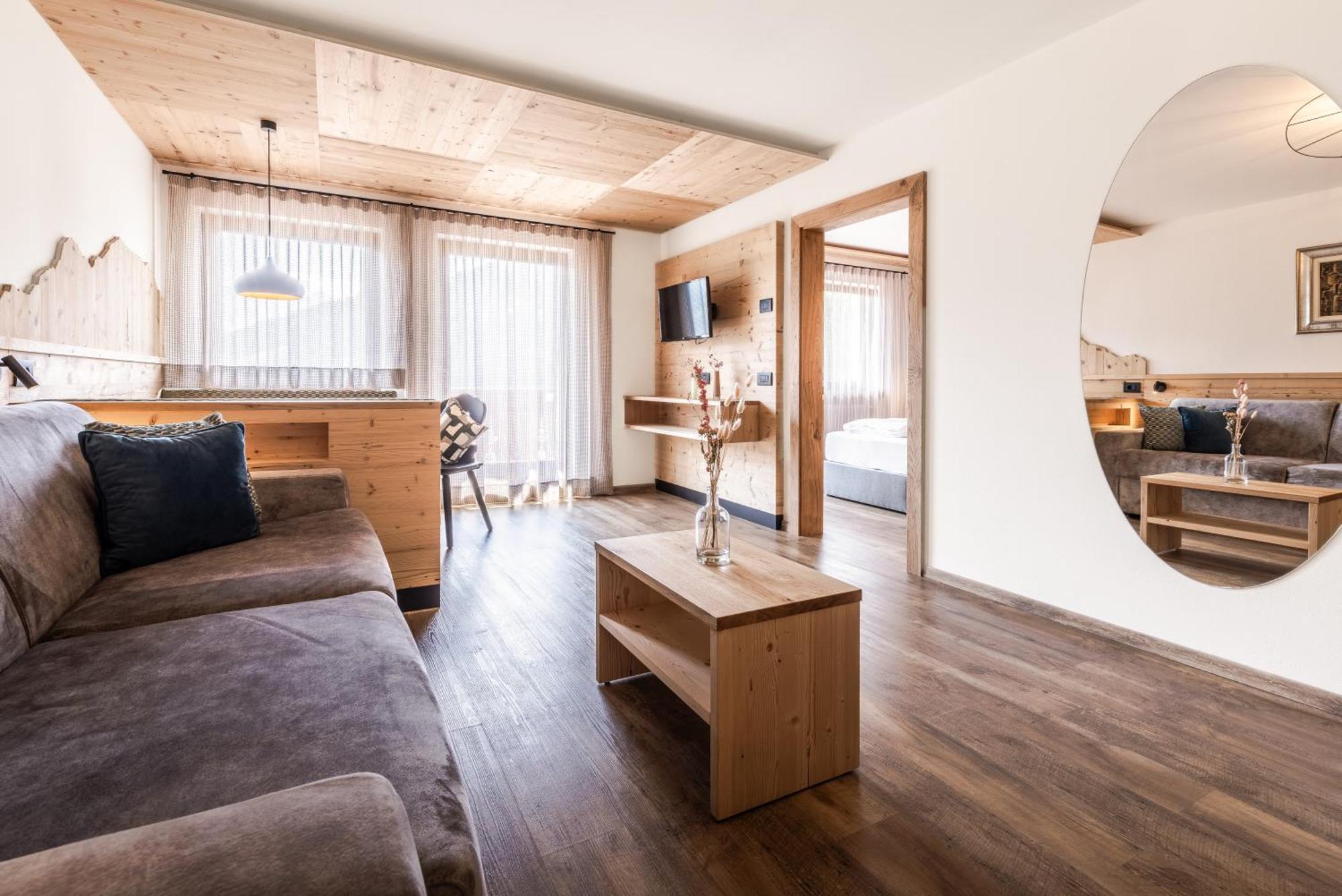 Hotel Ciasa Tama Ла Виля Екстериор снимка